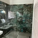 Hébergement de vacances Evita's Ikia Seaside Luxury House