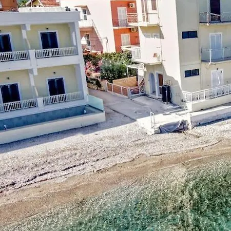 Evita's Ikia Seaside Luxury House *