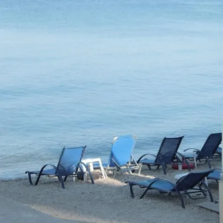 Evita's Ikia Seaside Luxury House Mesongi