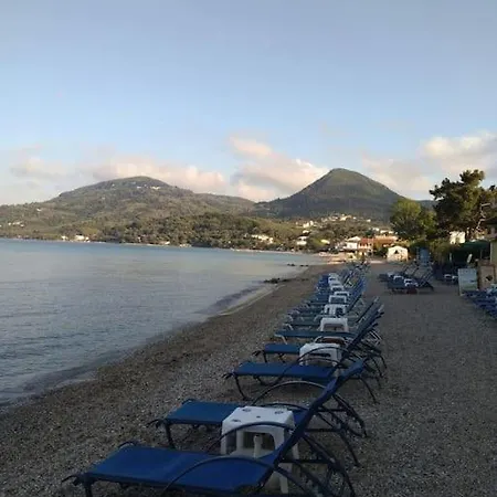 Evita's Ikia Seaside Luxury House Holiday home Mesongi