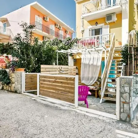 Evita's Ikia Seaside Luxury House *