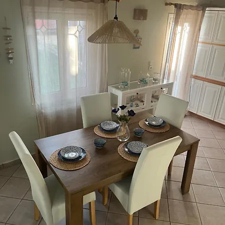 Evita's Ikia Seaside Luxury House Tatil Evi