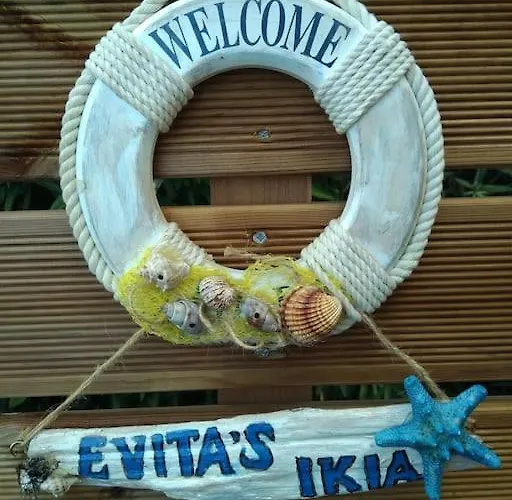 Evita's Ikia Seaside Luxury House *