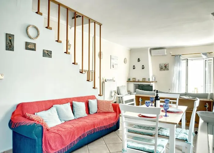 Feriehus Evita's Ikia Seaside Luxury House