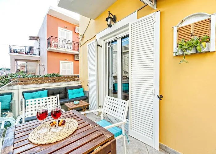 Evita's Ikia Seaside Luxury House * Mesongí