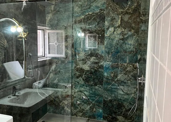 Feriehus Evita's Ikia Seaside Luxury House